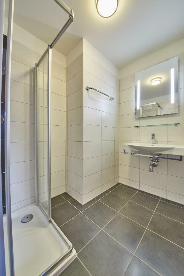 1 Apartament